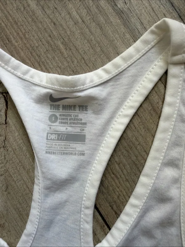 Nike Women's Size S Dri-FIT "Nike Runs This" Graphic Running Tank Top. NWT - Image 6