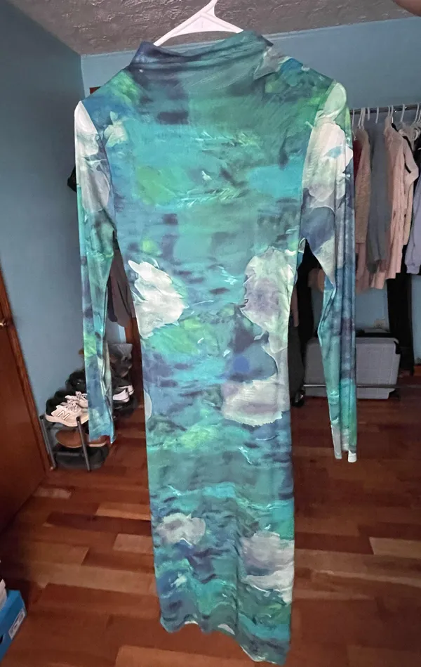 Amazon dress - Image 3