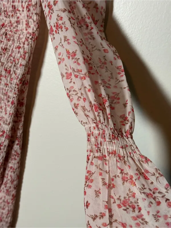 Beginning Boutique Pink Floral Ruched Mini Dress with Puff Sleeves - Image 9