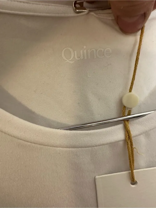 NWT Quince Flowknit breeze tee white large - Image 4