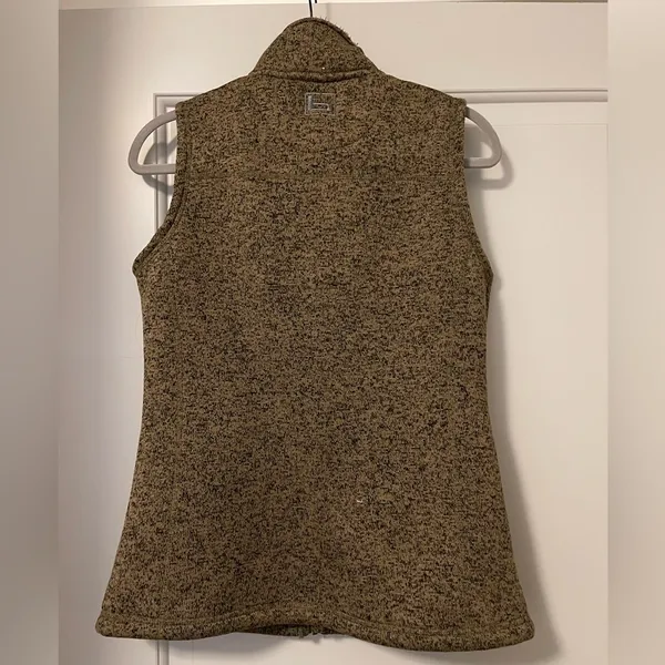 Banded Vest, sporty, never worn - Image 2