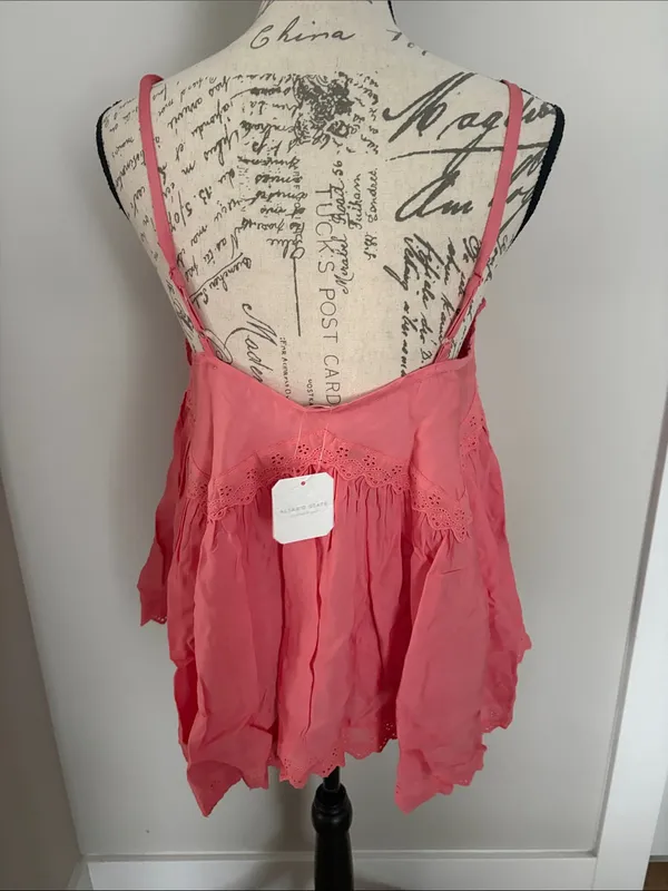 Altar'd State -Large- Coral Pink Eyelet Spaghetti-Strap Camisole - Image 3