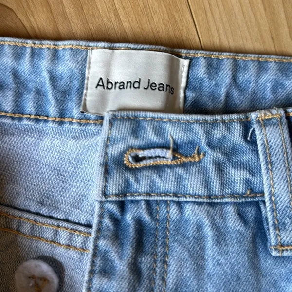 A 94 High Straight Jean Blue Size 26 - Image 3