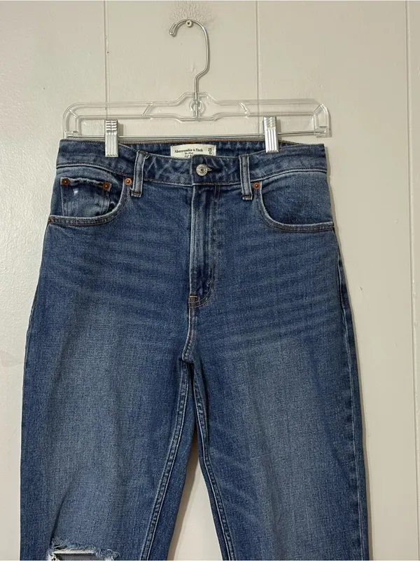 Abercrombie & Fitch Curve Love Mom Jeans High Rise Distressed Blue Size 25 - Image 2