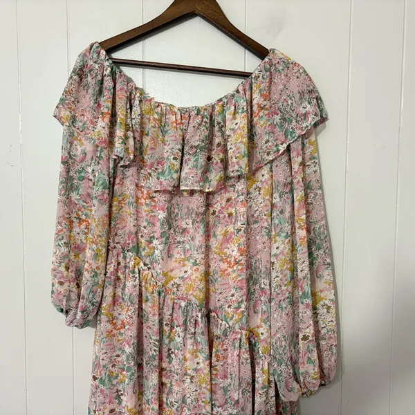 ASTR The Label Kaylini Floral Maxi Dress Pink Multicolor Size M - Image 3