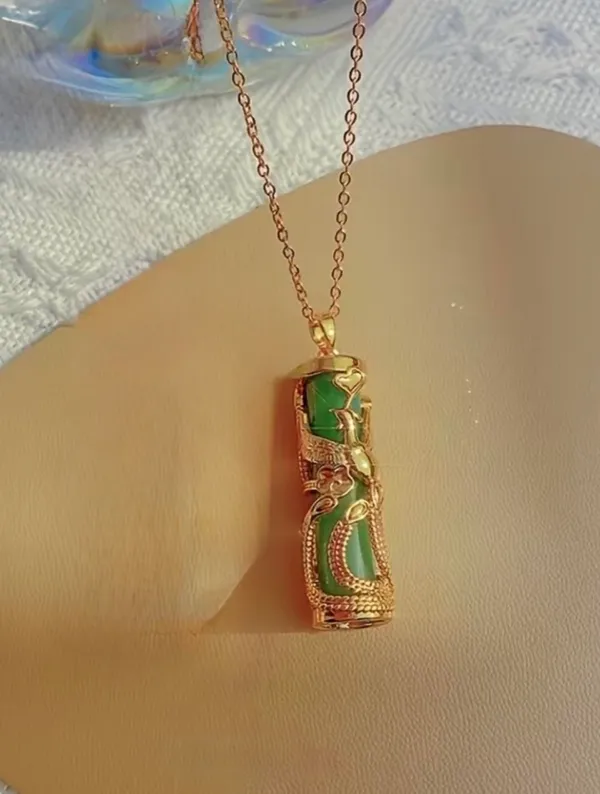 Brand New Green jade dragon pendant necklace with gold filigree detailing - Image 2