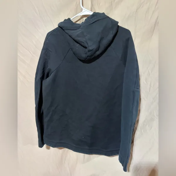 Nike sweatshirt - Image 3