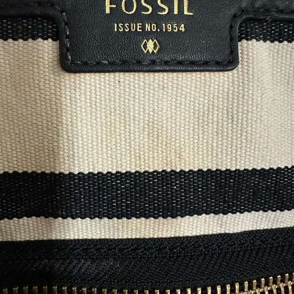 Fossil Striped Tote in Navy and Cream - Image 4