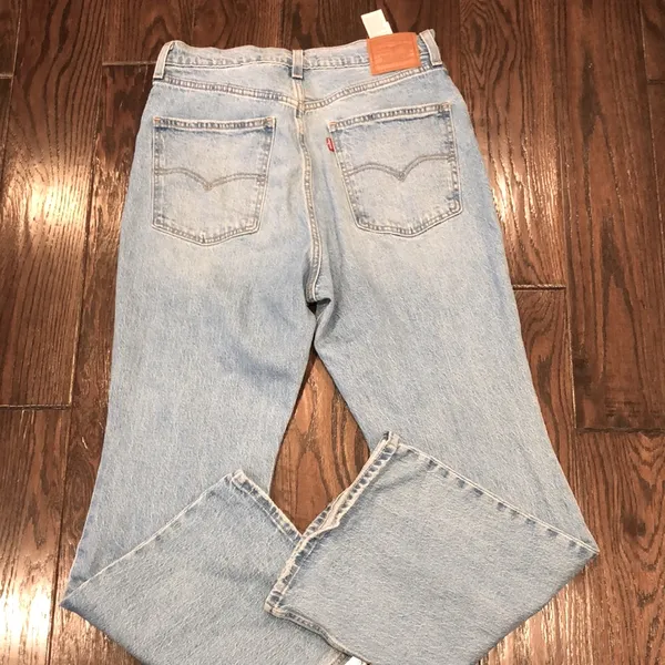 Levi’s 70’s high flare jeans size 31 - Image 8
