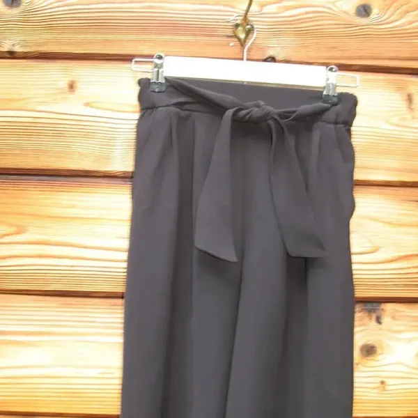 Lululemon Cropped Noir Pants  - Image 5