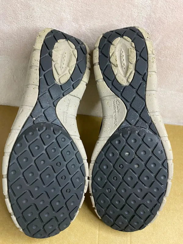 Clarks Wave walk Waterproof Women Shoes Size 10 - Image 7