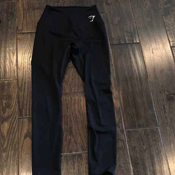 GYMSHARK black athletic leggings size xsmall - Image 2