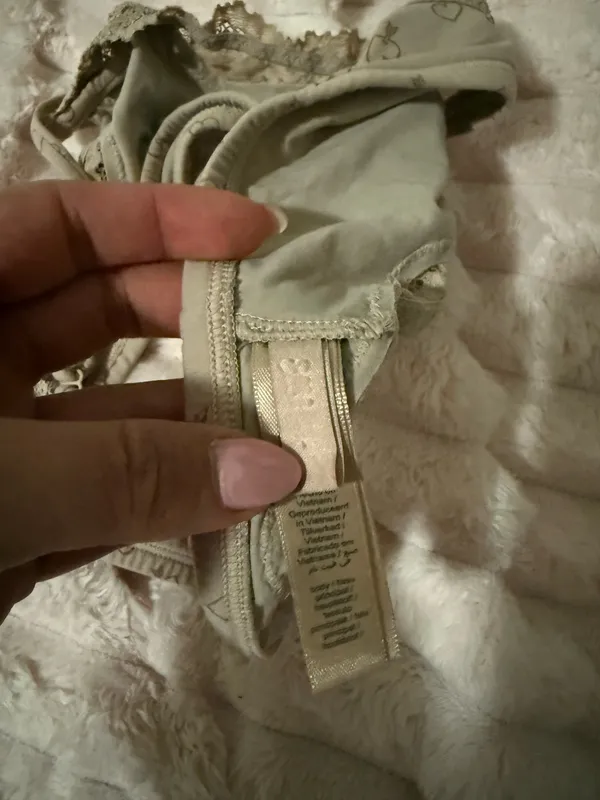 SKIMS Bralette - Image 4