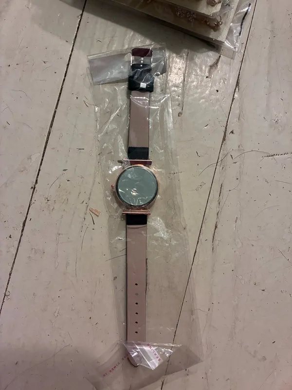Cat Print Dial Round Pointer Quartz Watch  - Image 3