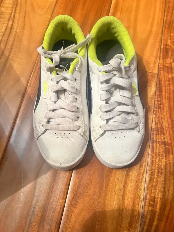 Women’s puma Jada sc sneakers. Size 6.5 - Image 2