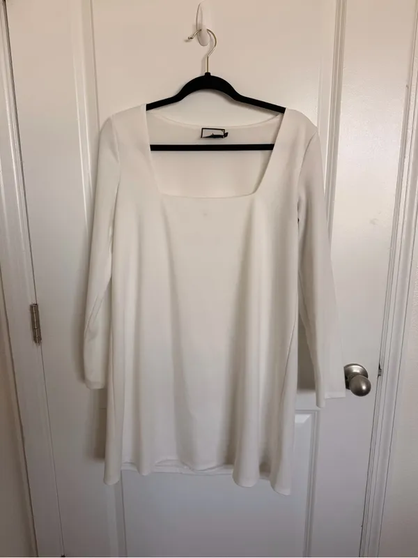 Tuckernuck Middleton Dress Small - Image 2