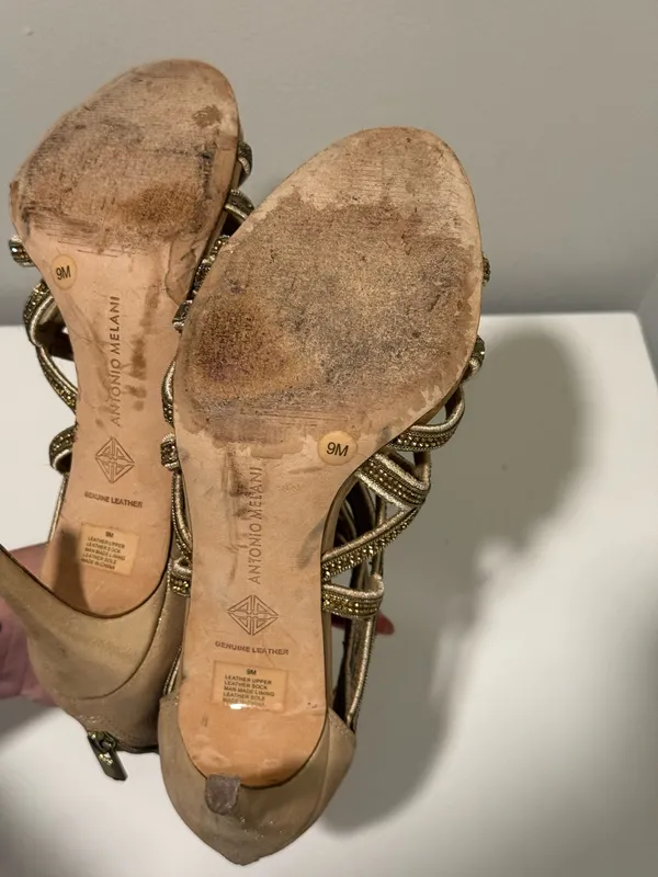 Antonio Melani Heels Gold Sparkly - Image 6