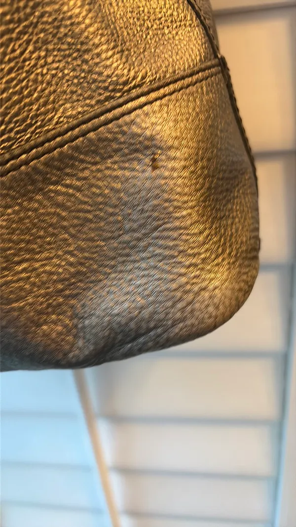 Fossil Shoulder Bag Metalluc Bronze Pebbled Leatger - Image 7
