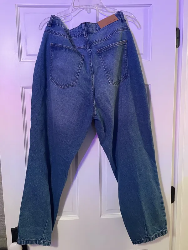 Noisy May Mom Jeans - Image 3