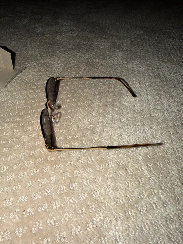 Ray-Ban Sunglasses - Image 5