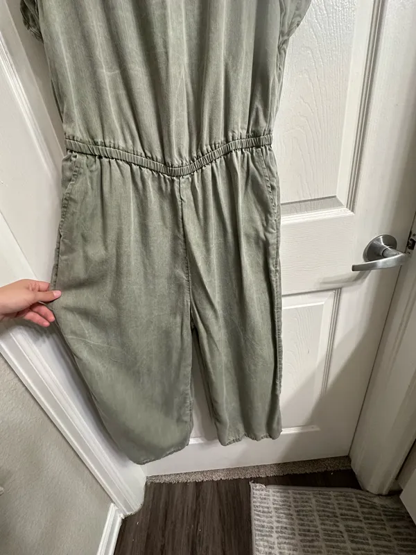 Old Navy Jumper - Image 3