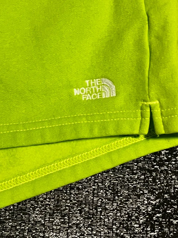 Womens large The North Face Wander Performance Shorts-Sharp Green - Image 3