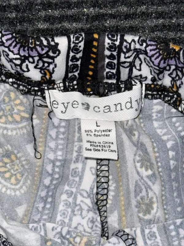 Eye Candy Women's Boho Mid Rise Flare Pants L Festival Multicolor Hippie Gypsy Paisley - Image 7