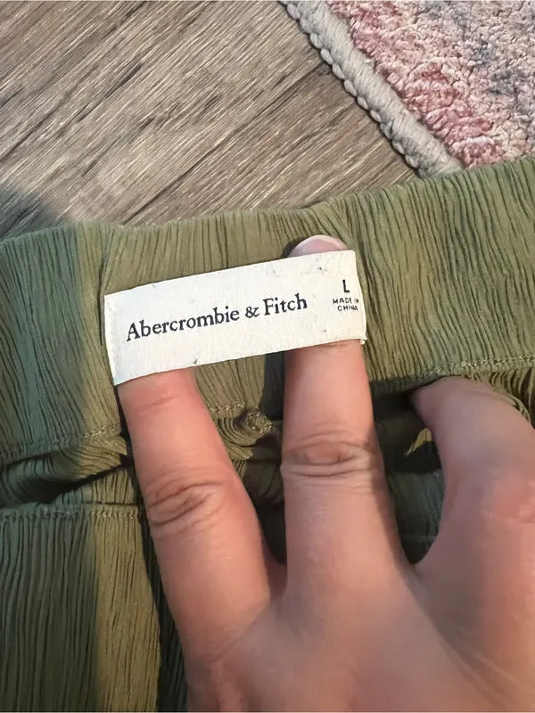 Abercrombie large green wide leg pants - Image 12