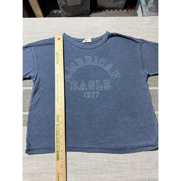 American Eagle Vintage Vault Blue Graphic Tee Shirt Womens Small 1977 Varsity‎ - Image 2