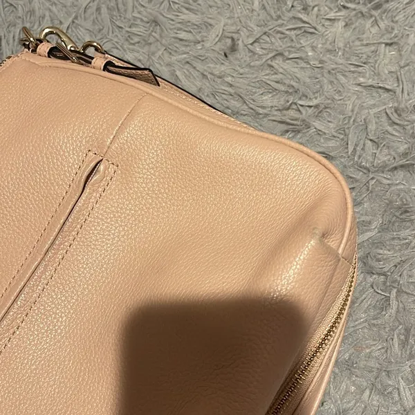 Great Condition,  crossbody purse - Image 12