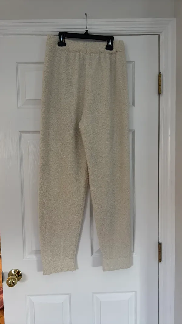 Graffiti white Large sweatpants - Image 2