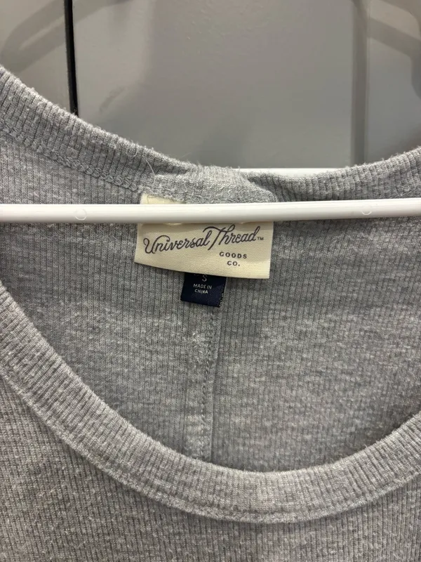Universal Threads Top - Image 2