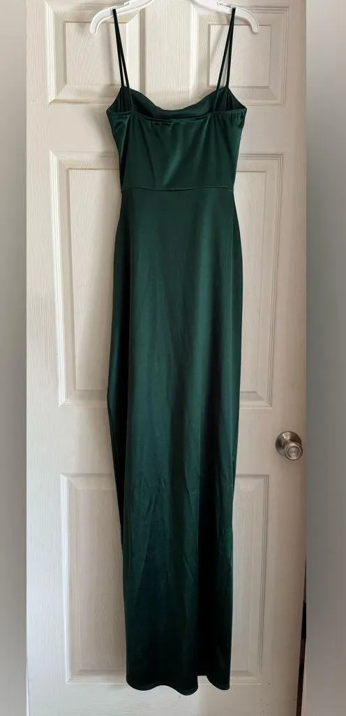 Elegant Green Satin Dress - Image 2