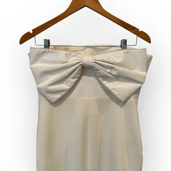 NEW LIKELY Helen Strapless Gown in White Size 8 - Image 11