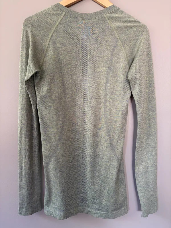 Lululemon Swiftly Tech Long Sleeve Top 2.0 Green (Asphalt Gray/Lemon Vibe) Size 6 - Image 2