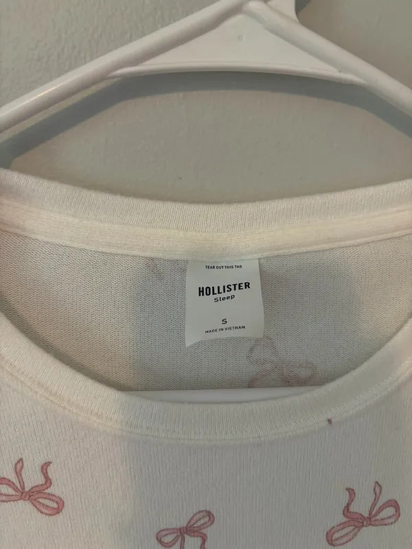 Hollister Bow White Top - Image 3