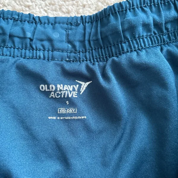 Old Navy Blue Athletic Shorts Lightweight Moisture-Wicking - Image 2