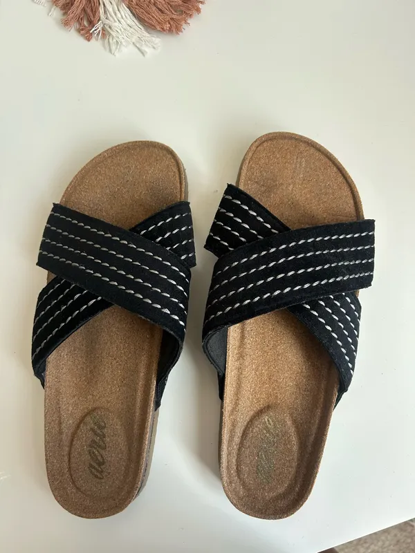 Aerie Sandals - Image 3