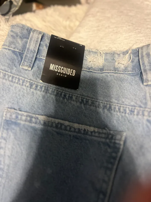 Missguided Mom Jeans - Image 4