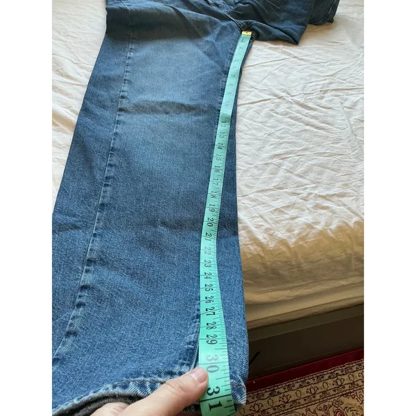 NWOT Madewell Pieced Barrel Leg Jeans W28 Medium Wash - Image 9
