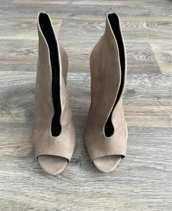 Schultz brown leather booties - Image 2