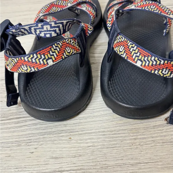 Chaco Women's Multicolor Strappy Sandals excellent condition - Image 3