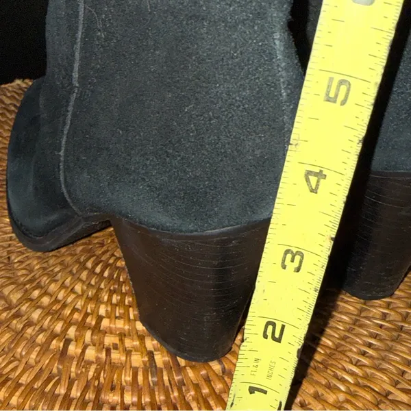 Crown Vintage Black Suede Ankle‎ Booties Size 7 - Image 6