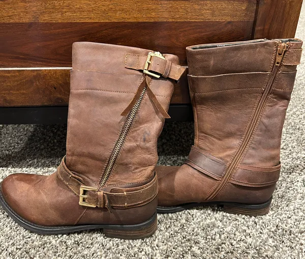 Brown Boots - Image 2