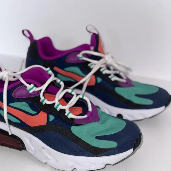 Nike Air Max 270 React - Image 3