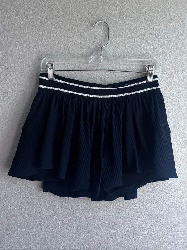 Black Active Tennis Skort Size M - Image 2