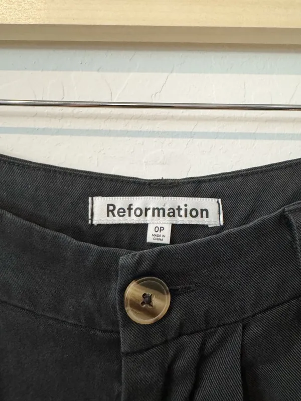 Reformation Petite Mason Pants Size 0 Faded Black Pleated Wide Leg Dark Academia - Image 7