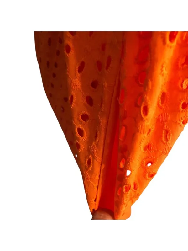 Eyelet V - Image 8