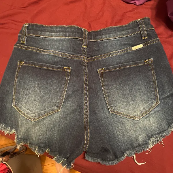 KanCan USA Woman’s mid waist shorts - Image 2