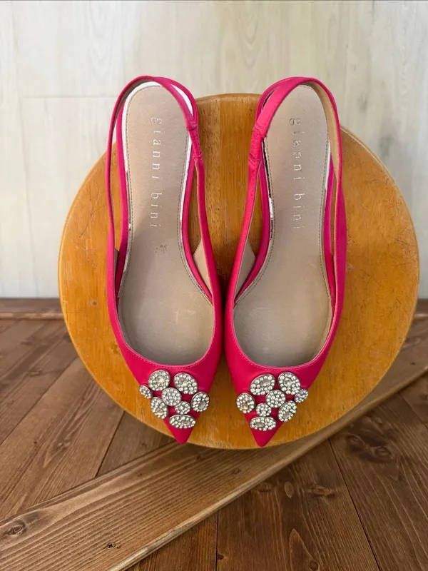 Gianni Bini Women’s Size 8.5M Hot Pink Rhinestone Pointed Toe Slingback Flats - Image 8